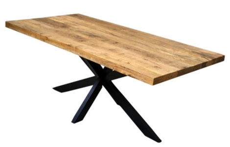 Eettafel mangohout. Industriële eettafel met een zwart metalen onderstel gecombineerd met een mangohouten bovenblad. 